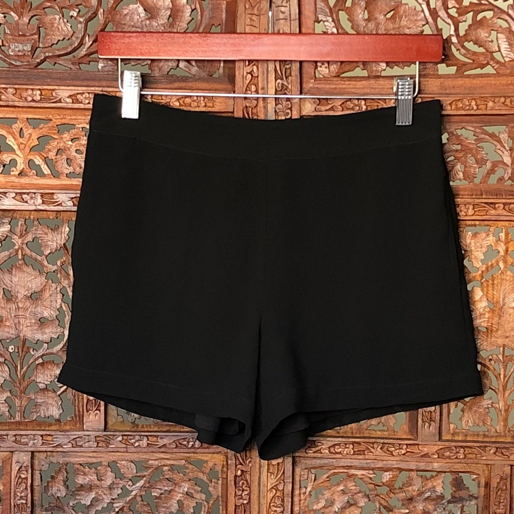 High-waisted dressy shorts